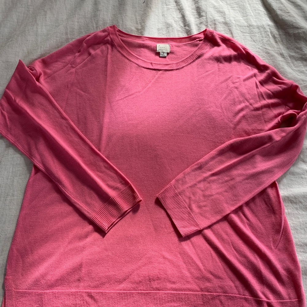 Light weight sweater